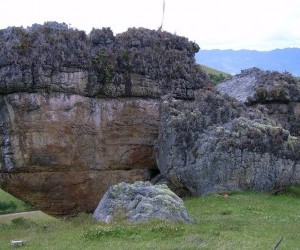 Suesca - Monoliths.  Source: suesca-cundinamarca.gov.co